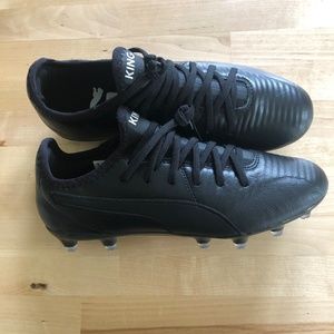 PUMA King Pro FG Cleats